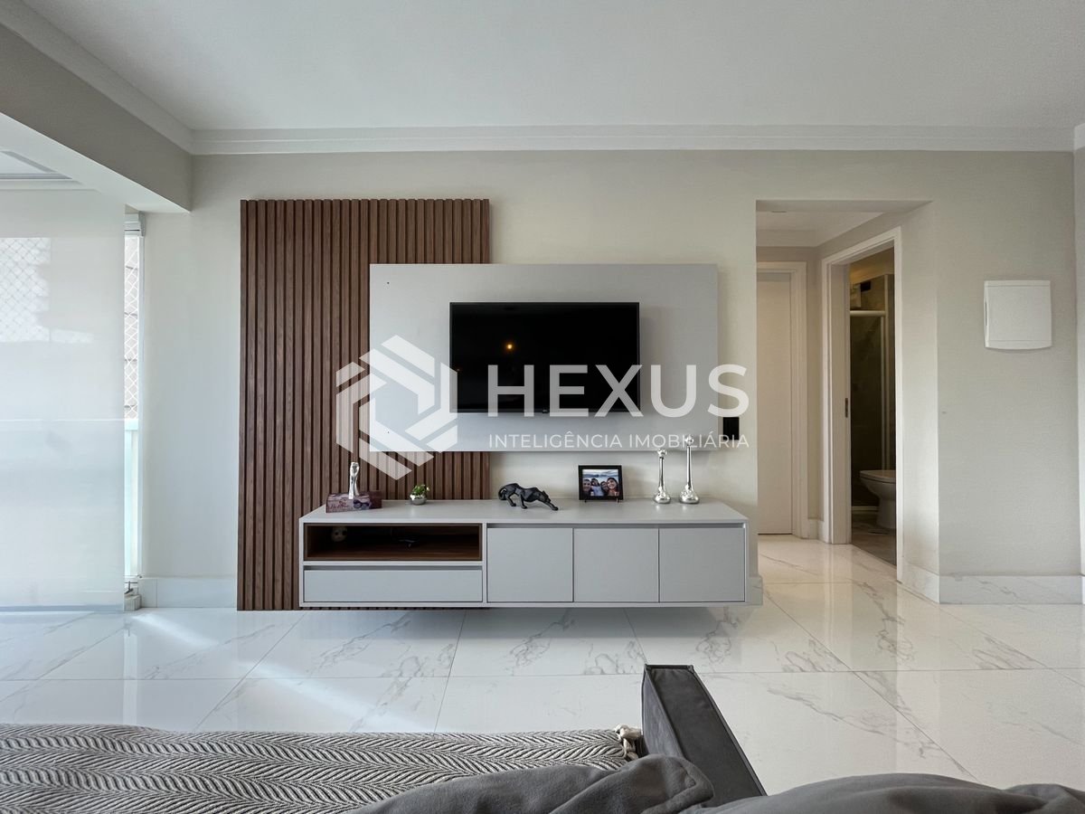Foto 4 de Apartamento com varanda gourmet vista mar e lazer na Enseada, Guarujá