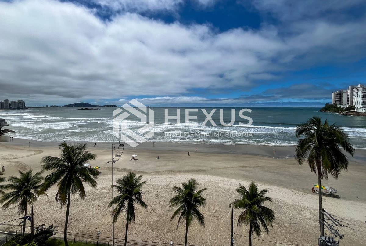 Apartamento frente mar com varanda vista mar no Jardim Astúrias, Guarujá