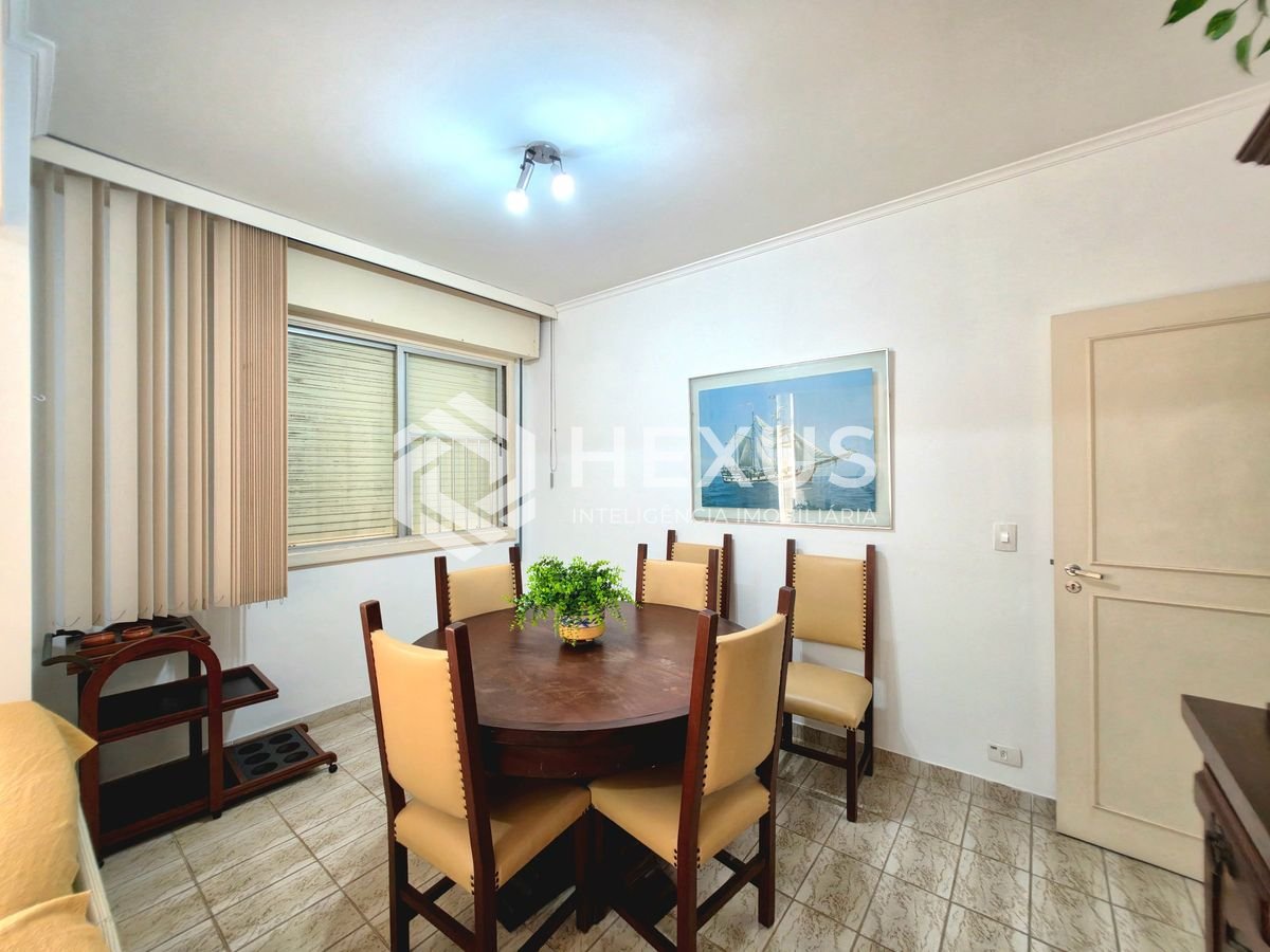 Foto 5 de Apartamento com varanda a 1 quadra da praia na região da Barra Funda nas Pitangueiras, Guarujá