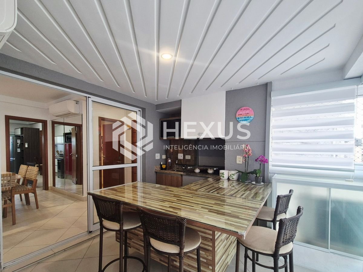Foto 4 de Apartamento frente mar com varanda gourmet vista mar e lazer no Jardim Astúrias, Guarujá