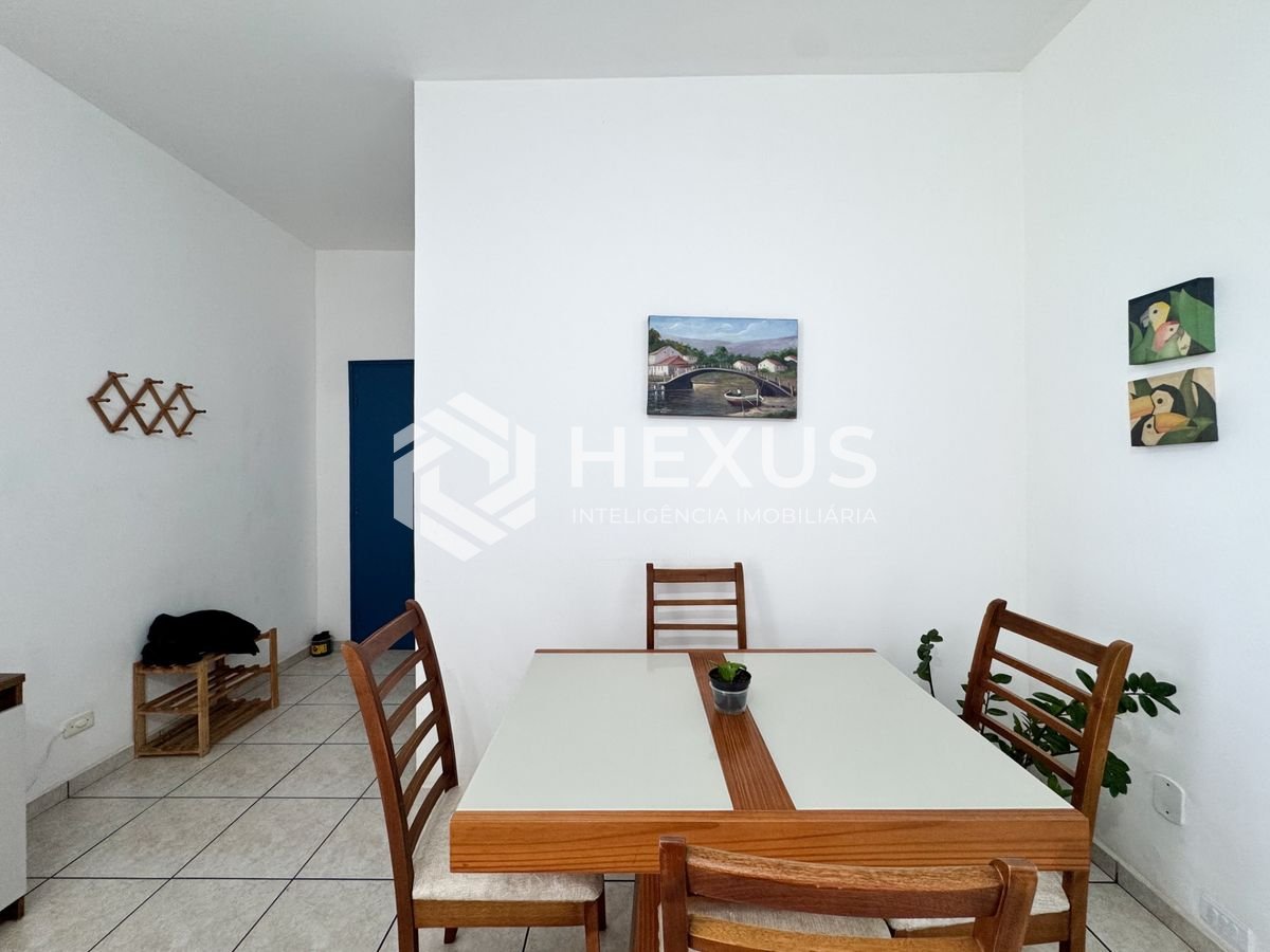 Foto 4 de Apartamento frente mar com varanda vista mar nas Pitangueiras, Guarujá