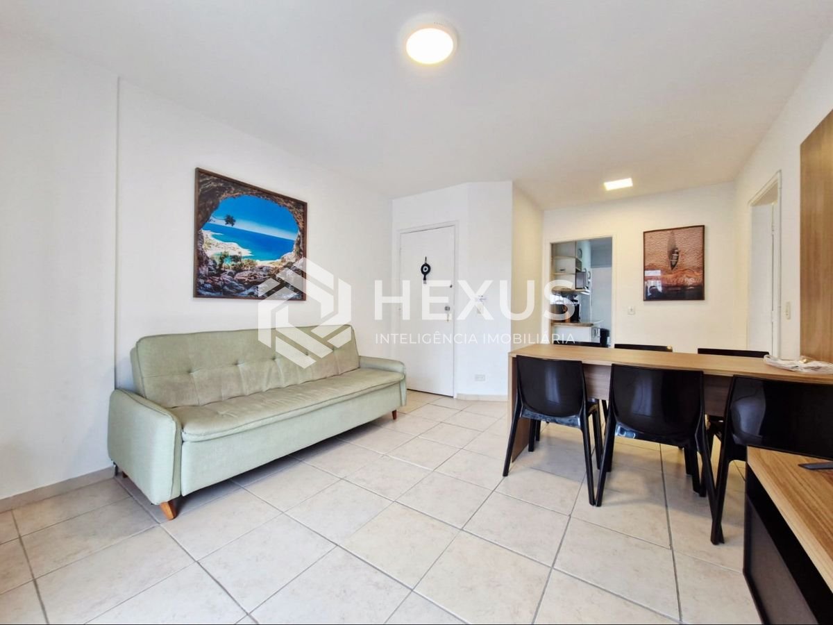 Foto 4 de Apartamento com varanda vista mar a 1 quadra da praia nas Pitangueiras, Guarujá