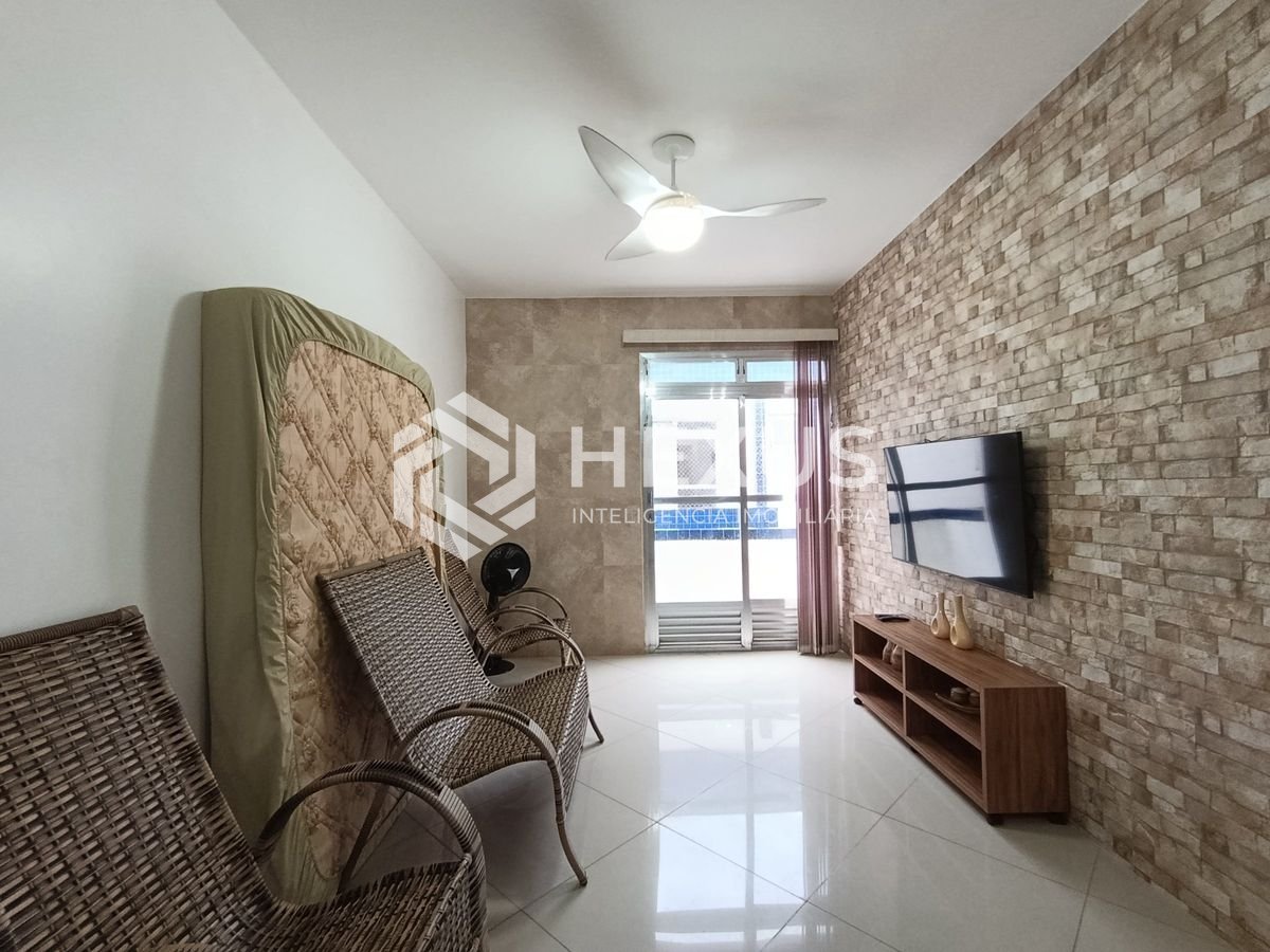 Foto 4 de Apartamento de 1 dormitório, 65 m², à venda na Enseada, Guarujá - SP