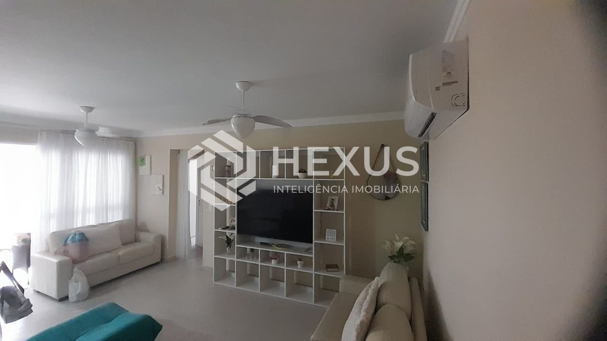 Foto 5 de Garden reformado com varanda gourmet e lazer a 200m da praia na Enseada, Guarujá