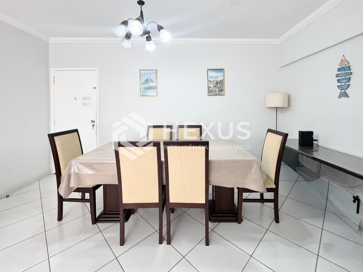 Foto 5 de Apartamento a 1 quadra da praia nas Pitangueiras, Guarujá