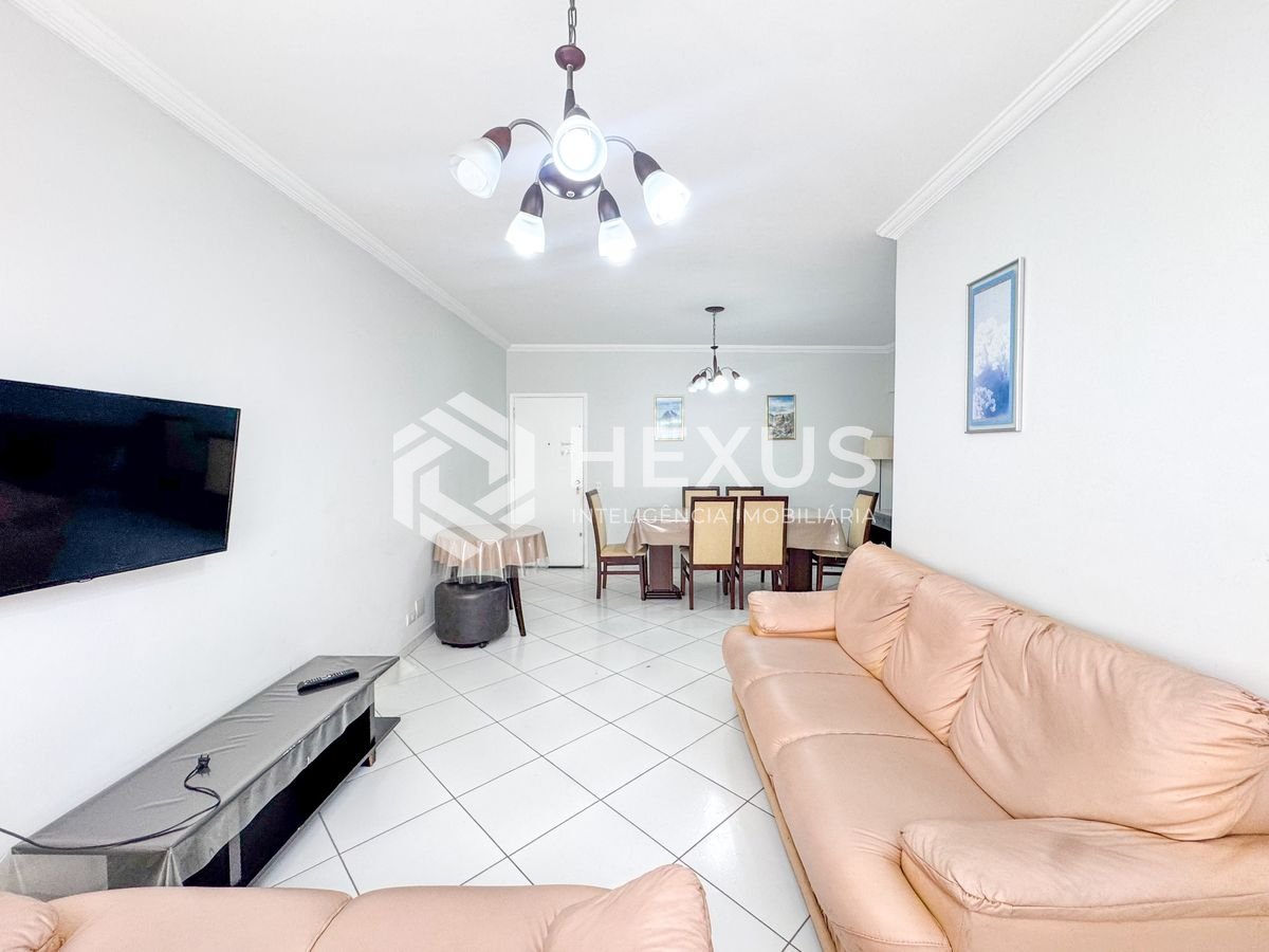 Foto 2 de Apartamento a 1 quadra da praia nas Pitangueiras, Guarujá