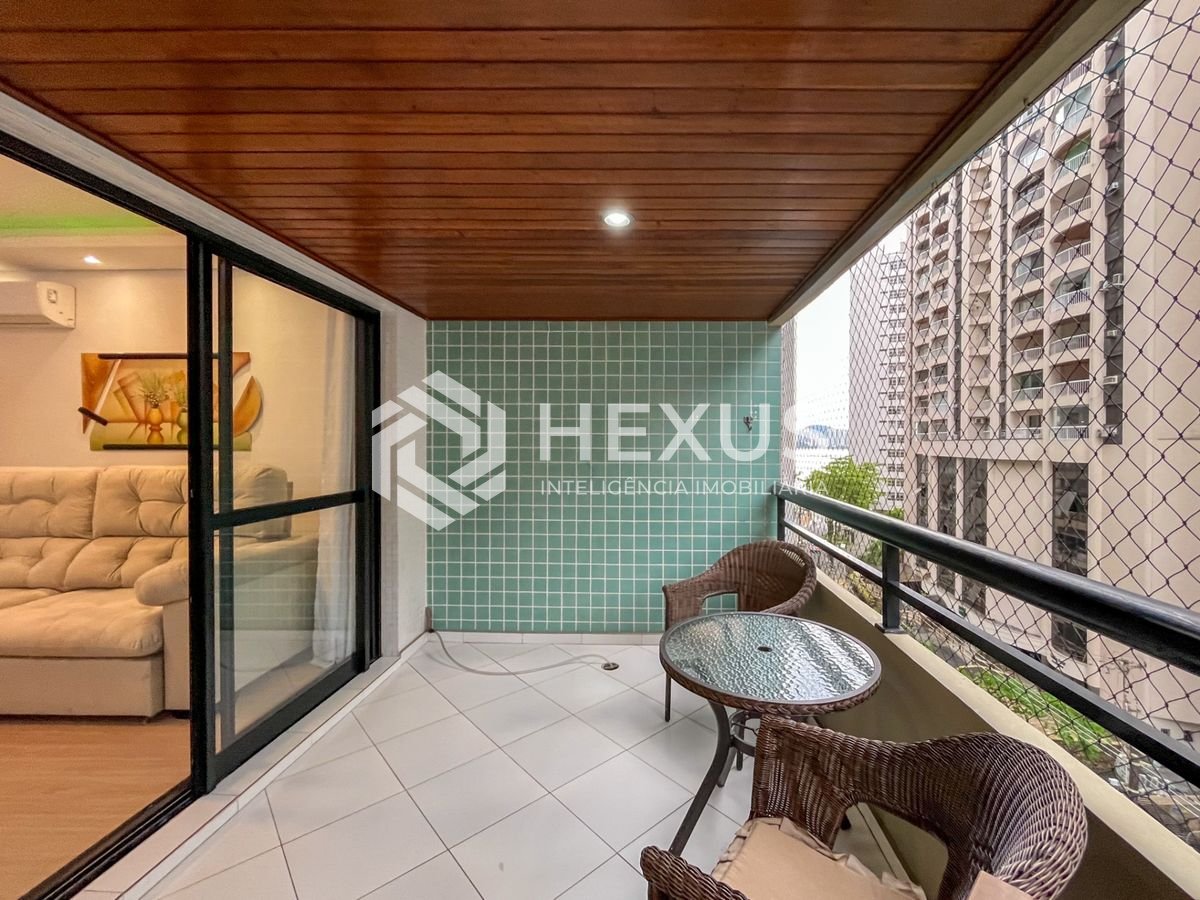 Foto 5 de Apartamento com varanda vista mar e lazer nas Pitangueiras, Guarujá