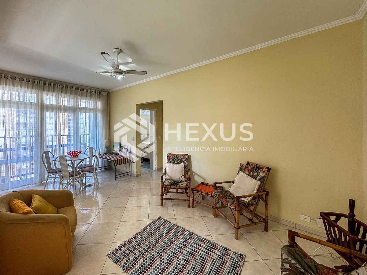Foto 4 de Apartamento com varanda vista  livre e lazer a 80m da praia nas Pitangueiras, Guarujá