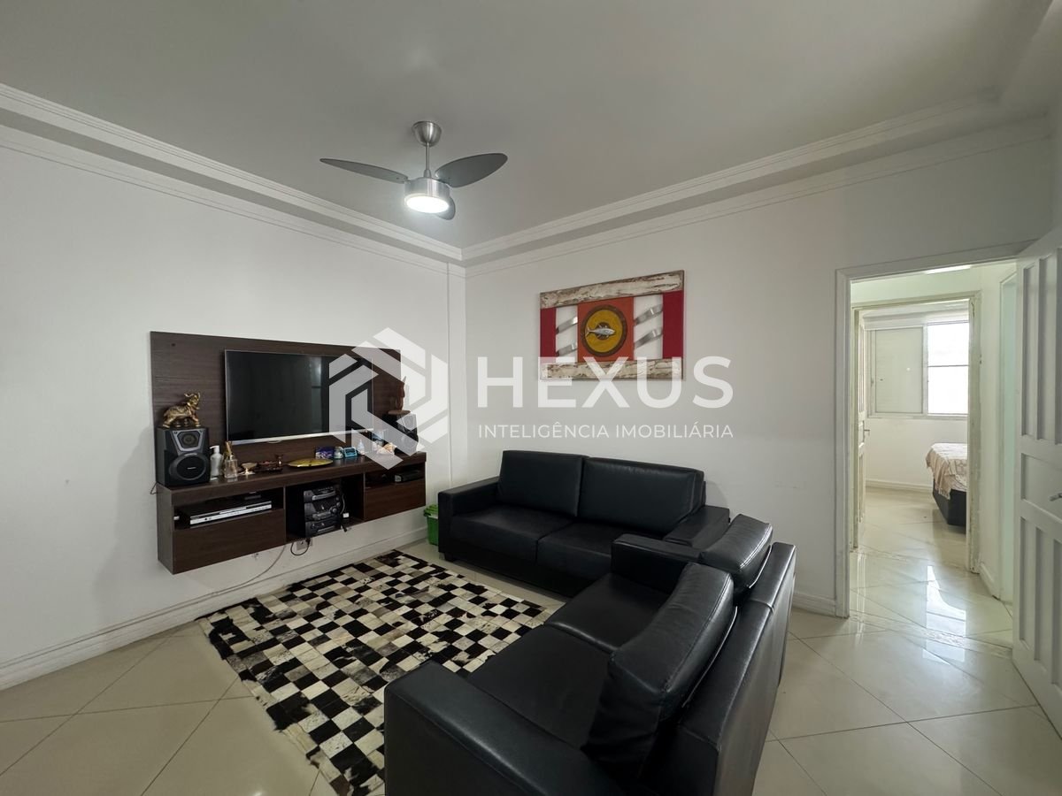 Foto 3 de Apartamento reformado com lazer na Enseada, Guarujá
