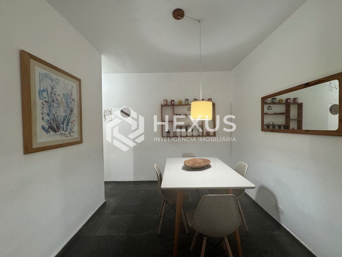 Foto 5 de Apartamento com varanda na beira mar da praia na Enseada, Guarujá
