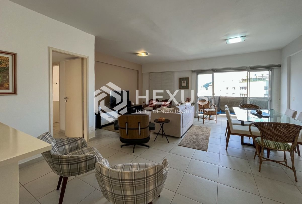Foto 3 de Apartamento com varanda vista mar e lazer nas Pitangueiras, Guarujá