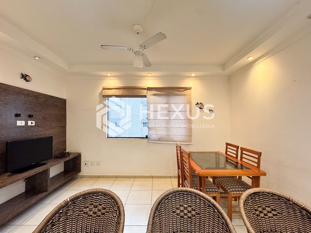 Foto 2 de Apartamento reformado e lazer a 1 quadra da praia no Jardim Astúrias, Guarujá