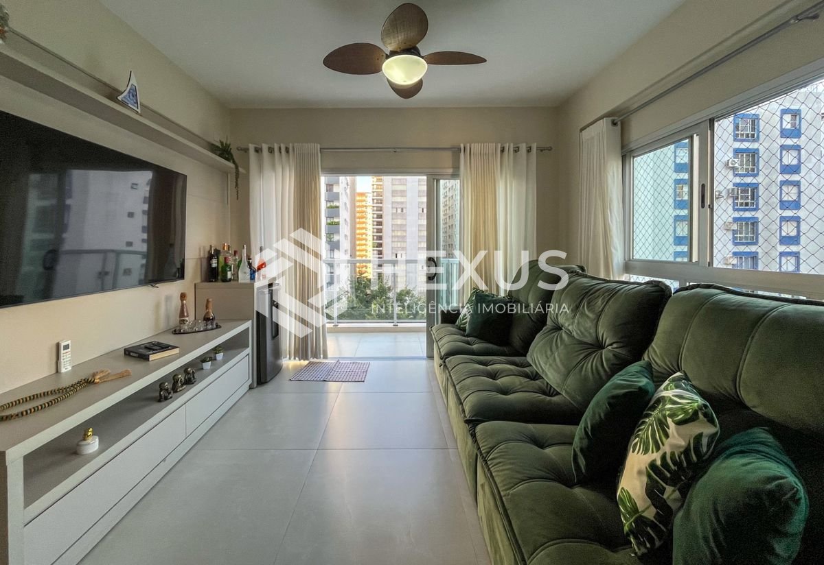 Foto 5 de Apartamento com varanda vista mar e lazer nas Pitangueiras, Guarujá
