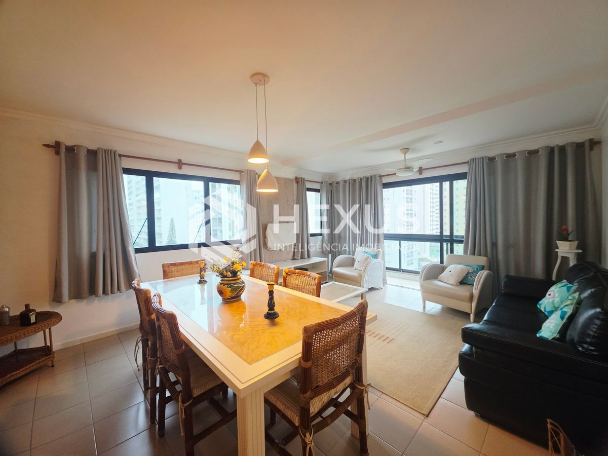 Apartamento em Pitangueiras — foto 1