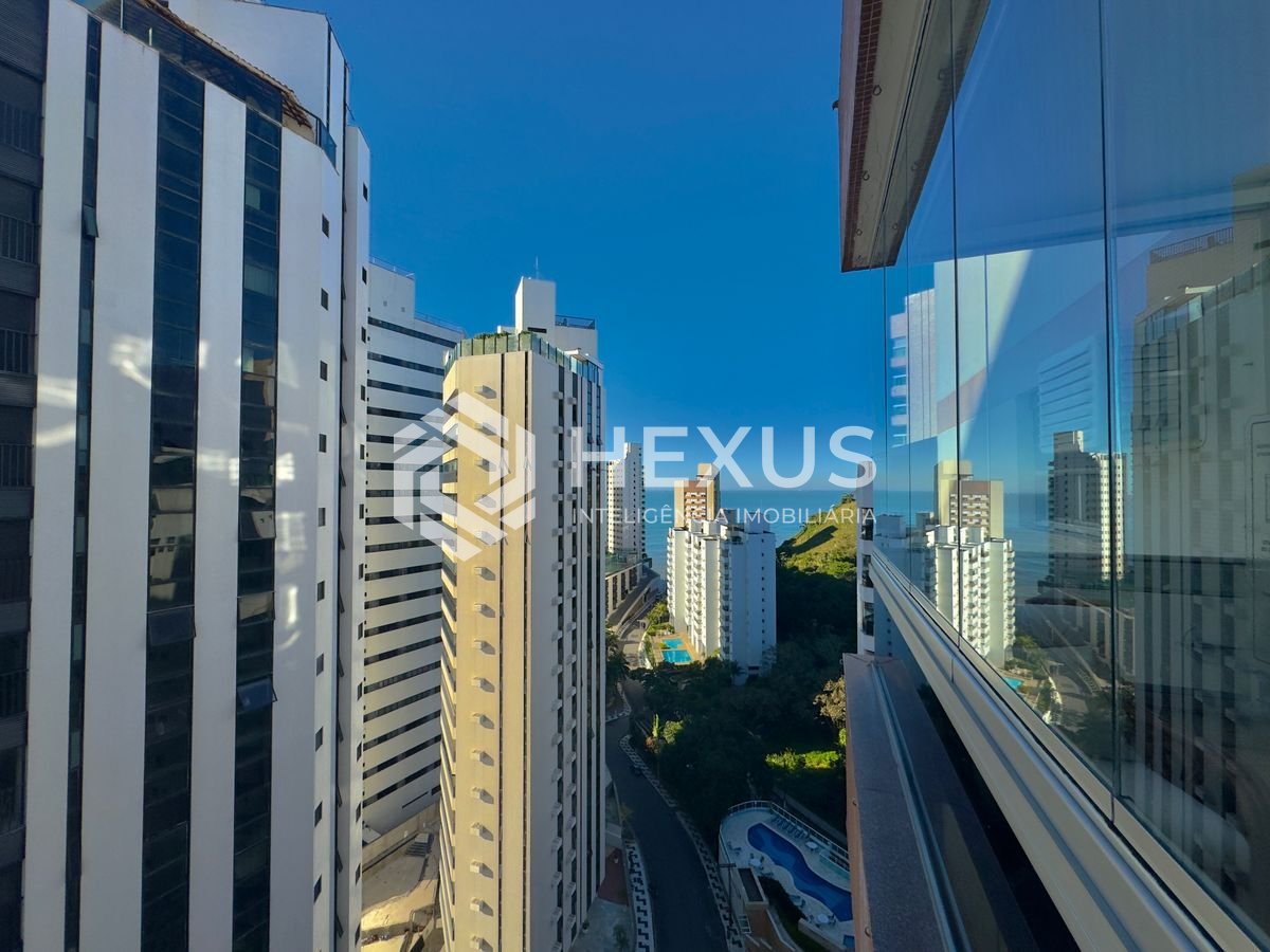 Foto 5 de Apartamento frente mar com varanda vista mar e lazer no Jardim Astúrias, Guarujá