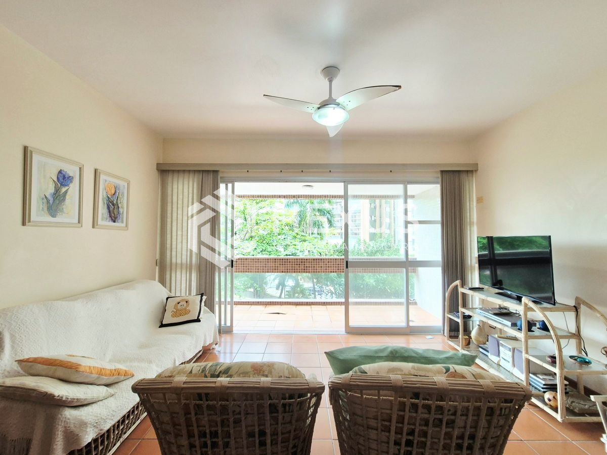 Foto 4 de Apartamento com varanda vista mar e lazer na beira das Pitangueiras, Guarujá