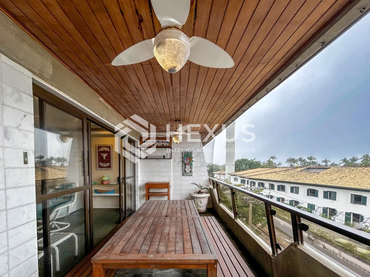 Foto 2 de Apartamento com varanda vista mar e lazer a 400m da praia na região do Casagrande na Enseada, Guarujá