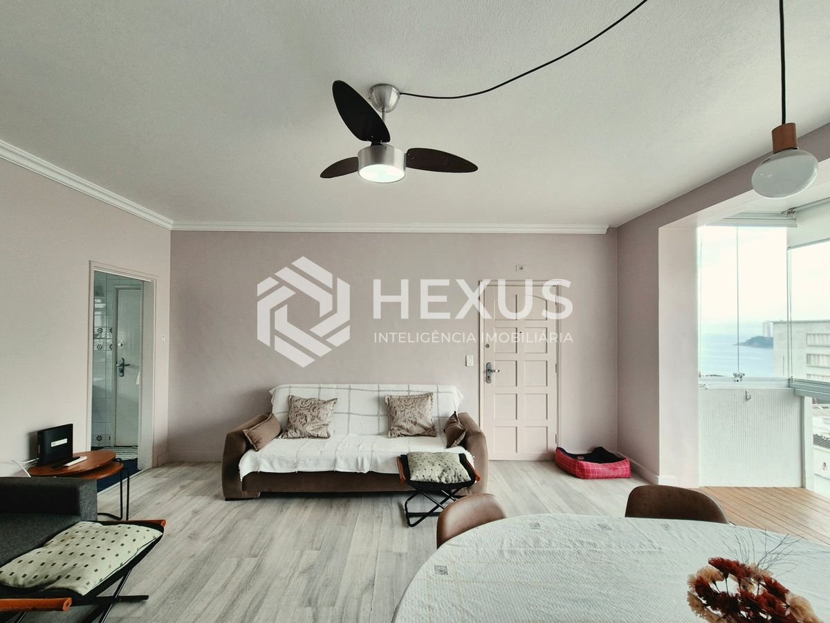Foto 5 de Apartamento com varanda vista mar a 1 quadra da praia nas Pitangueiras, Guarujá