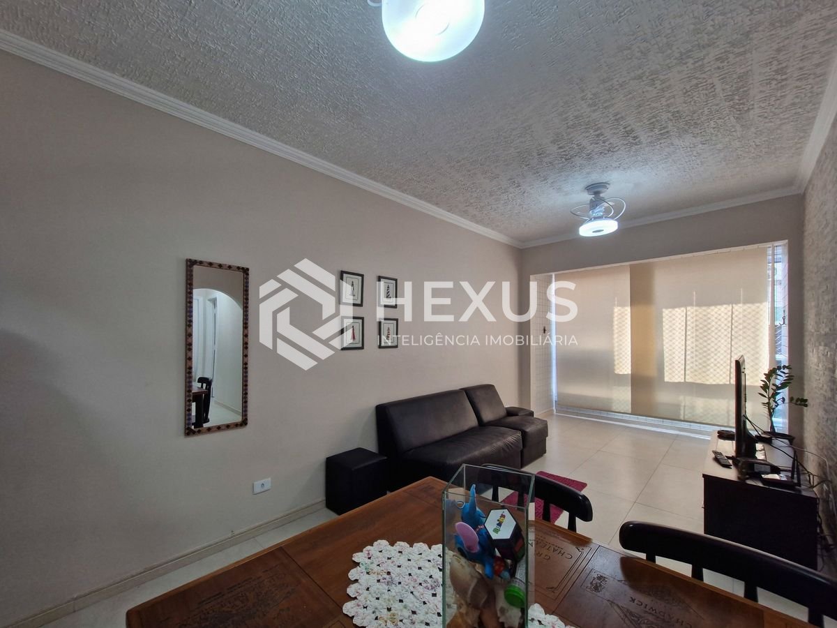 Foto 4 de Apartamento reformado e lazer a 500m da praia na região do Jardim Las Palmas no Jardim Astúrias, Guarujá