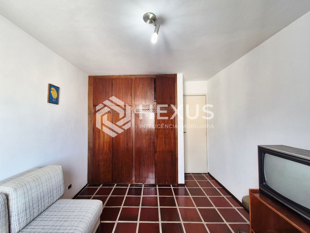 Foto 5 de Apartamento a 1 quadra da praia nas Pitangueiras, Guarujá