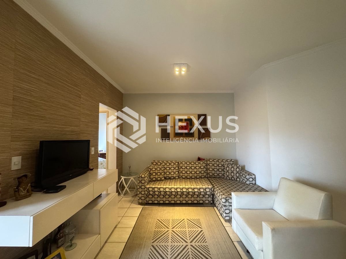 Foto 5 de Apartamento com varanda e lazer a 500m da praia na Enseada, Guarujá