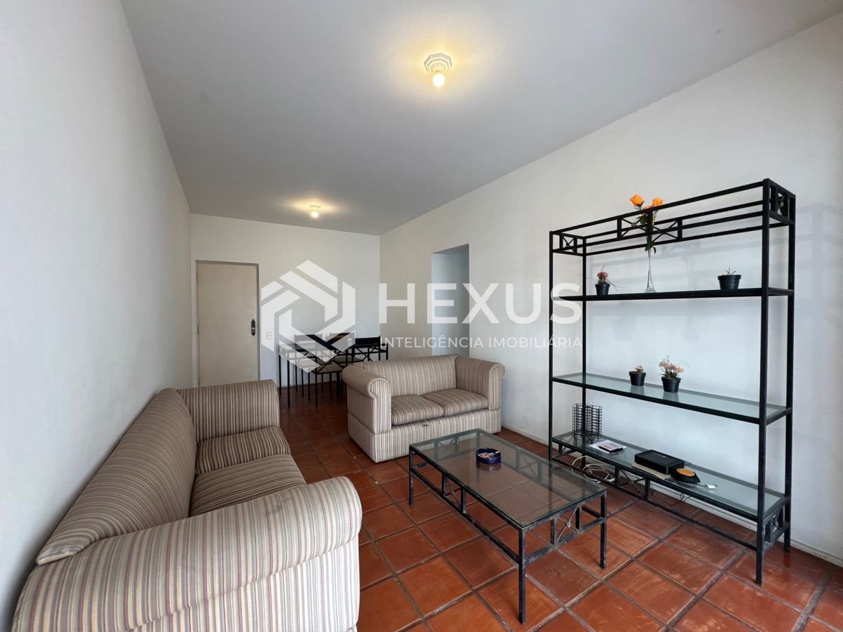 Foto 4 de Apartamento com varanda e lazer a 1 quadra da praia na região da Barra Funda nas Pitangueiras, Guarujá
