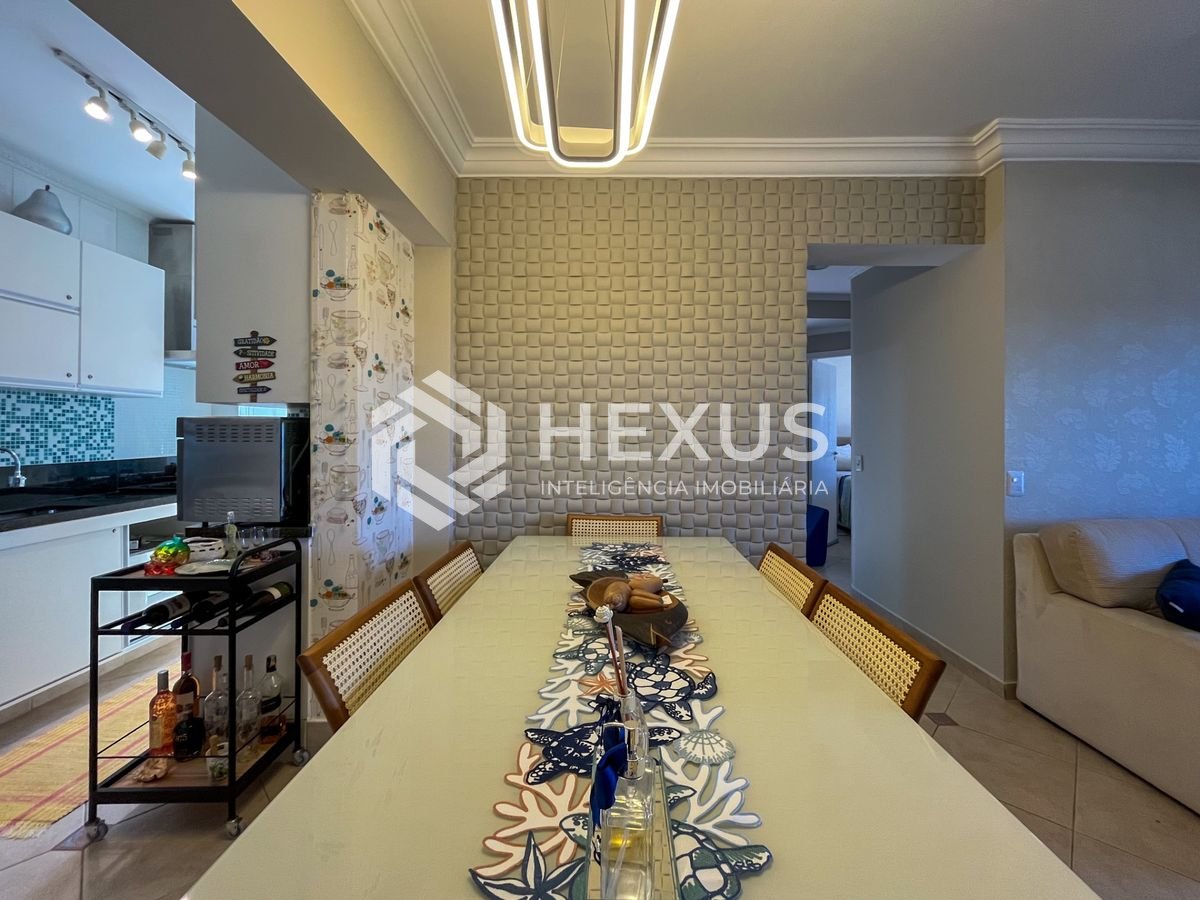 Foto 4 de Apartamento com varanda e lazer na beira mar da Praia da Enseada, Guaruja