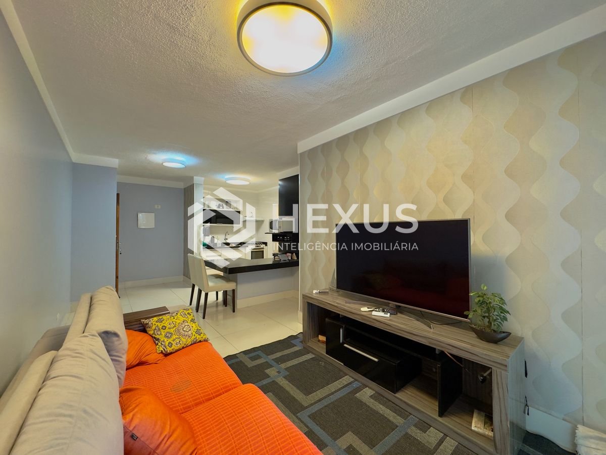 Foto 3 de Apartamento reformado com varanda gourmet e lazer na beira mar no Tombo, Guarujá