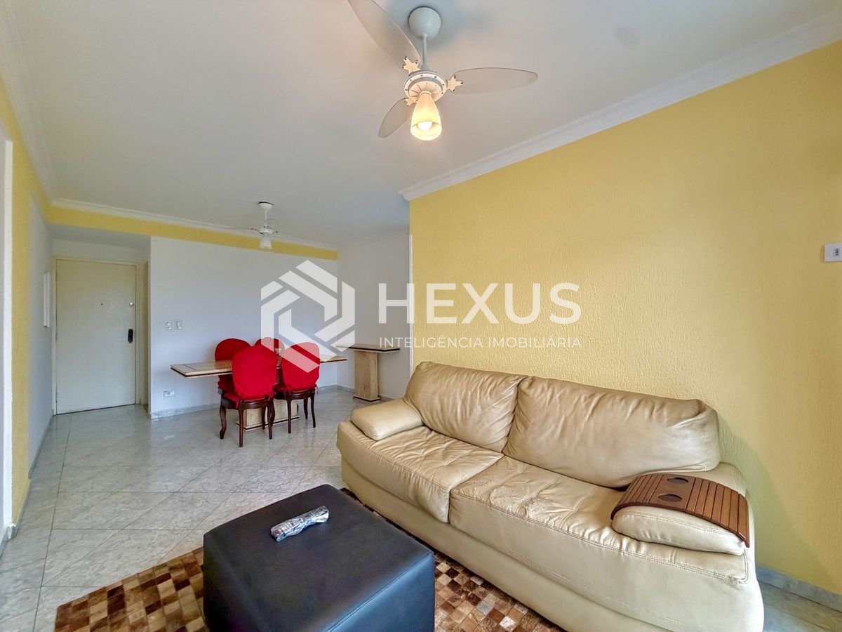 Foto 4 de Apartamento com varanda e lazer a 500m da praia no Jardim Astúrias, Guarujá