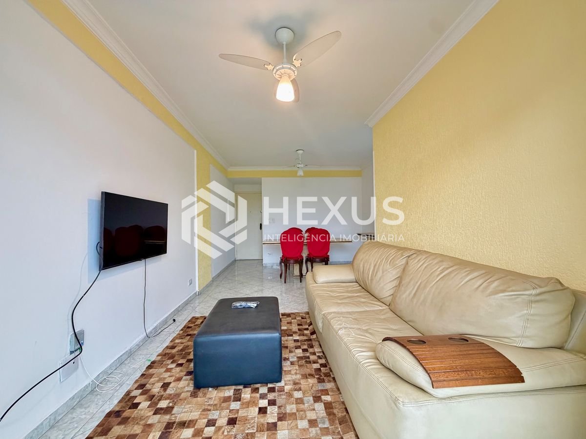 Foto 3 de Apartamento com varanda e lazer a 500m da praia no Jardim Astúrias, Guarujá