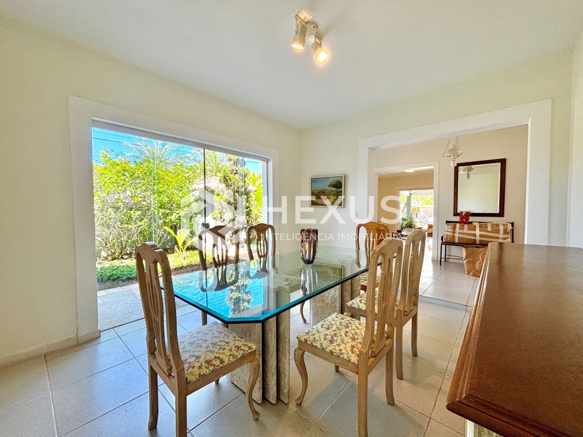 Foto 5 de Casa reformada com piscina e área gourmet no Jardim Acapulco, Guarujá