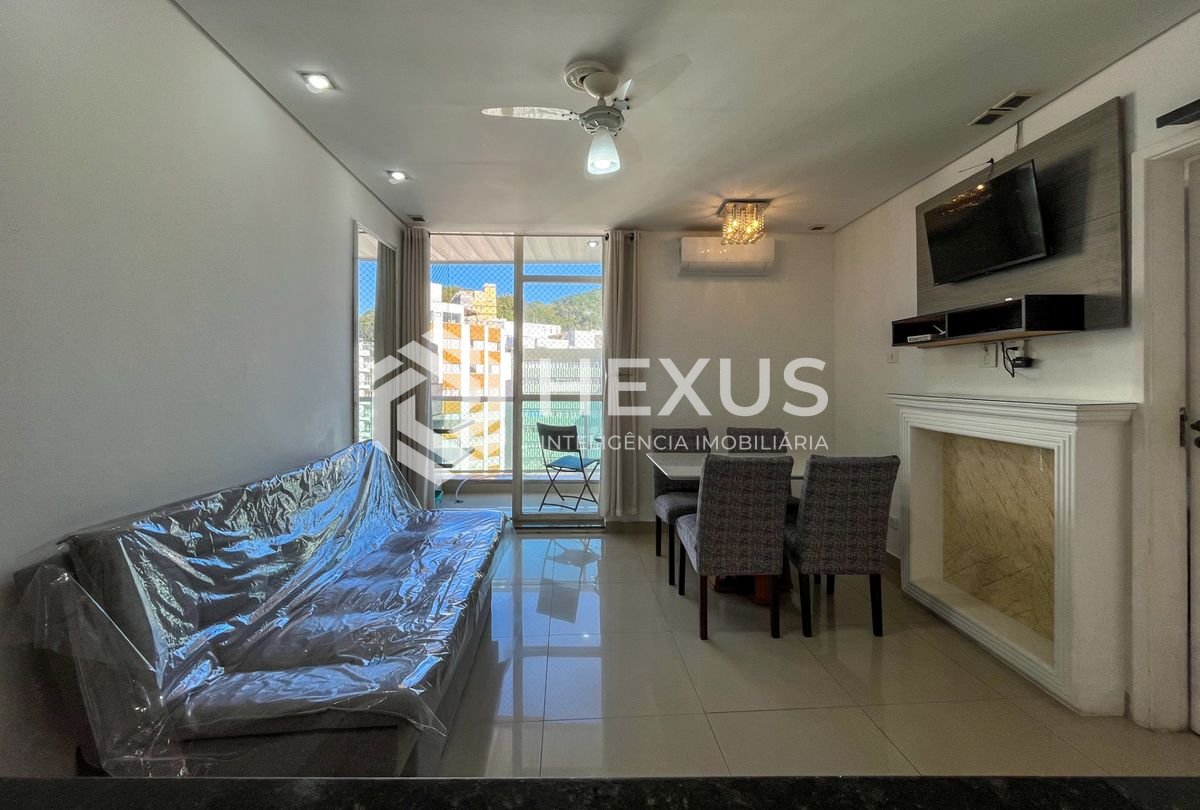 Foto 3 de Apartamento com varanda vista mar e lazer a 1 quadra da praia nas Pitangueiras, Guarujá