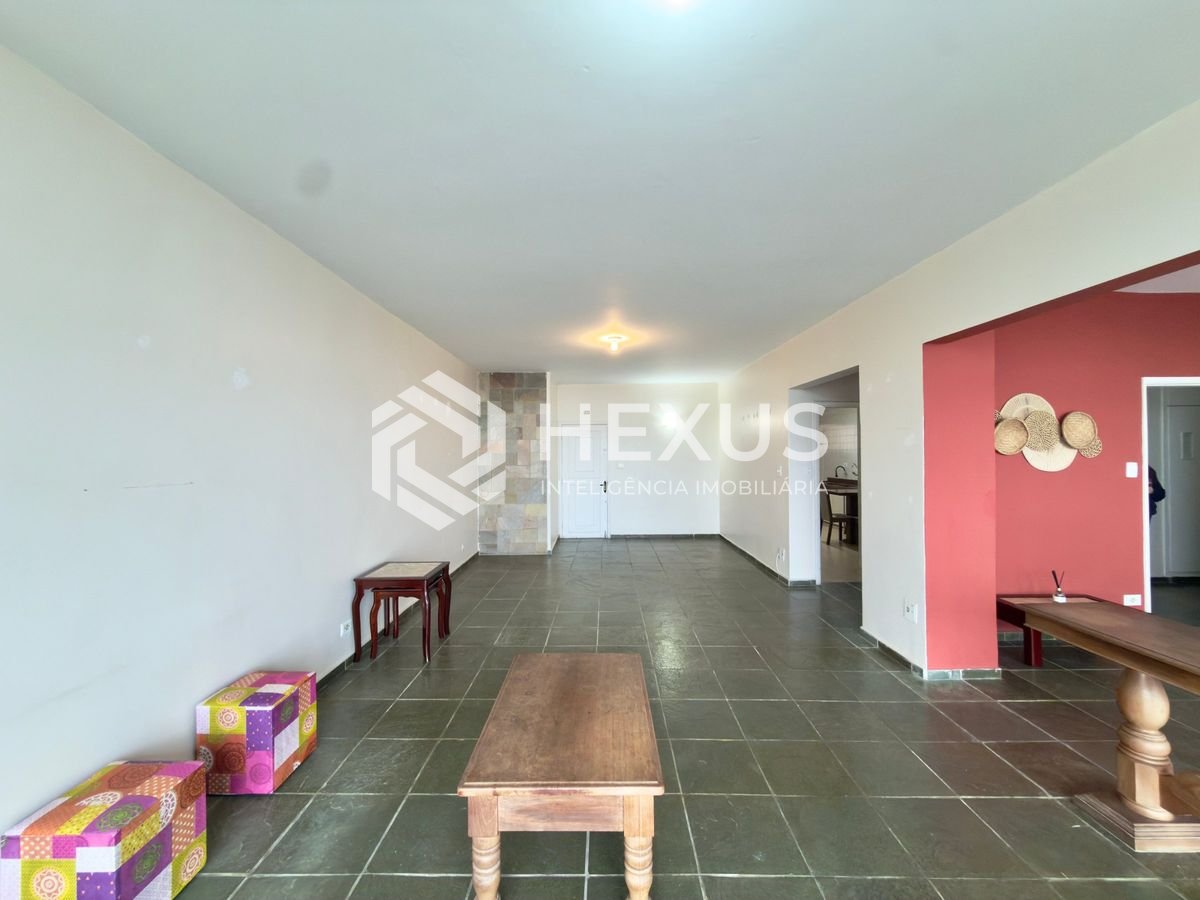 Foto 5 de Apartamento frente mar com varanda vista mar nas Pitangueiras, Guarujá