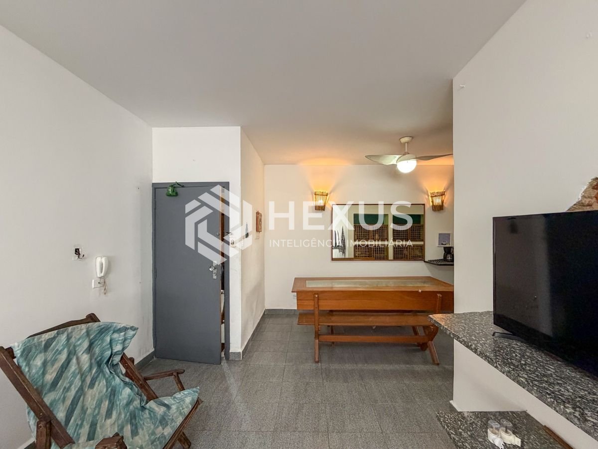 Foto 3 de Apartamento com lazer a 200m da praia na região do Aquário na Enseada, Guarujá