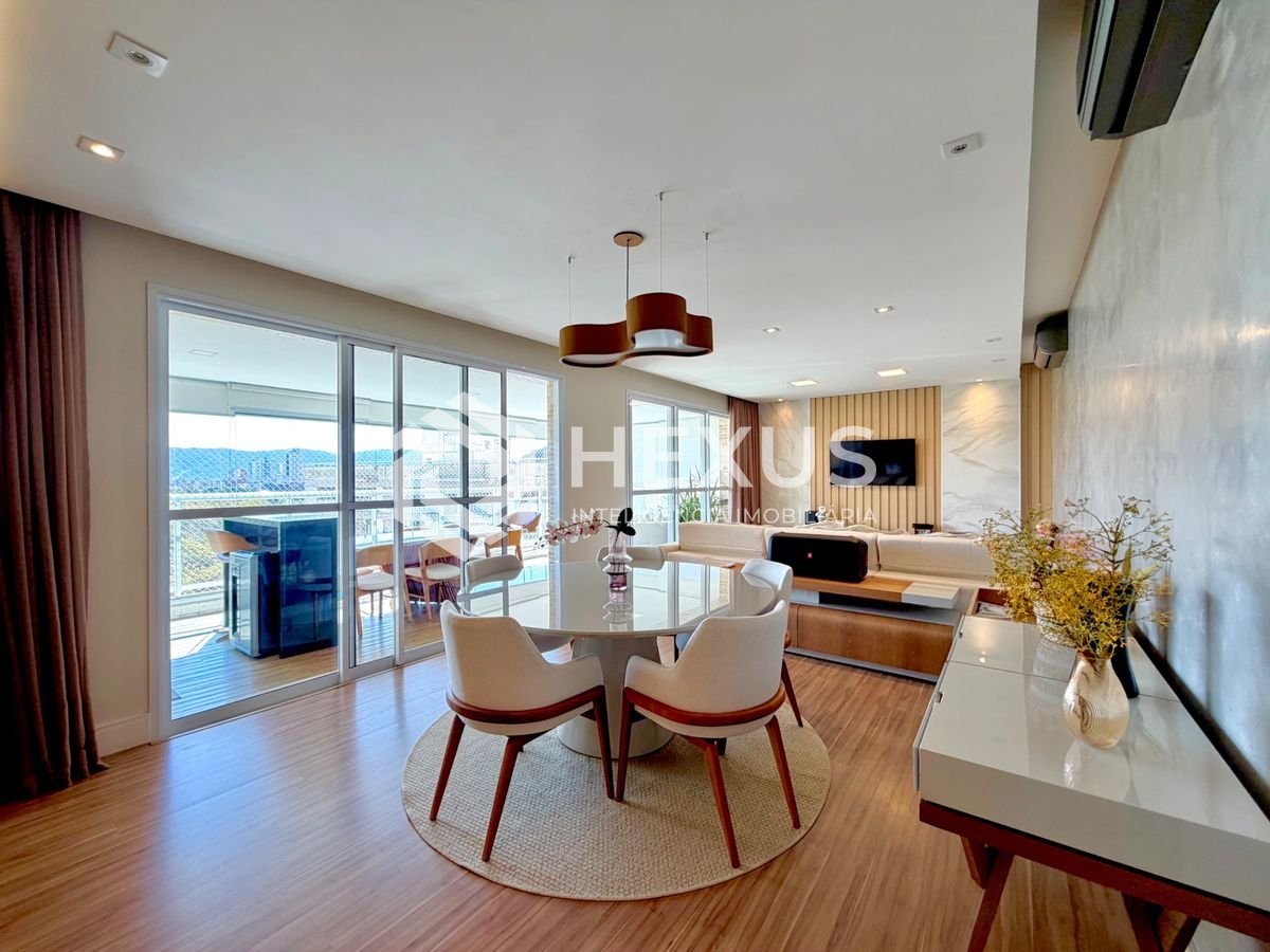 Foto 5 de Apartamento com varanda gourmet vista mar e lazer na região do Tortuga na Enseada, Guarujá