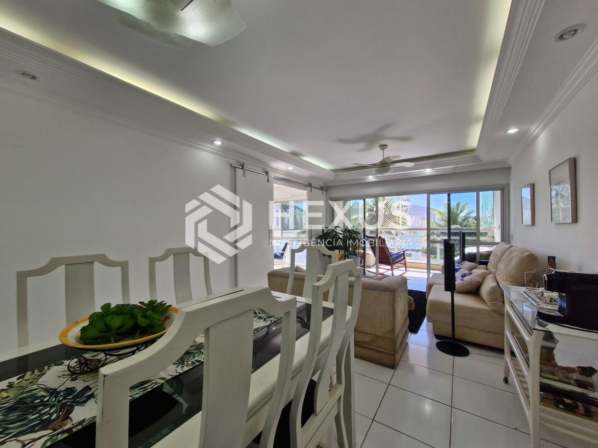 Foto 5 de Apartamento reformado frente mar com varanda vista mar e lazer no Jardim Astúrias, Guarujá