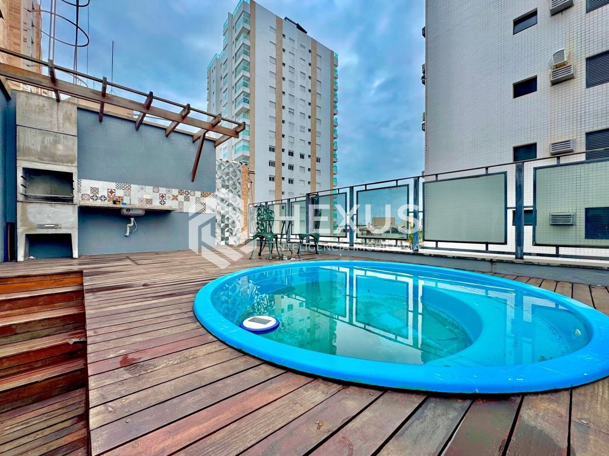 Foto 2 de Cobertura com piscina e churrasqueira na Enseada, Guarujá