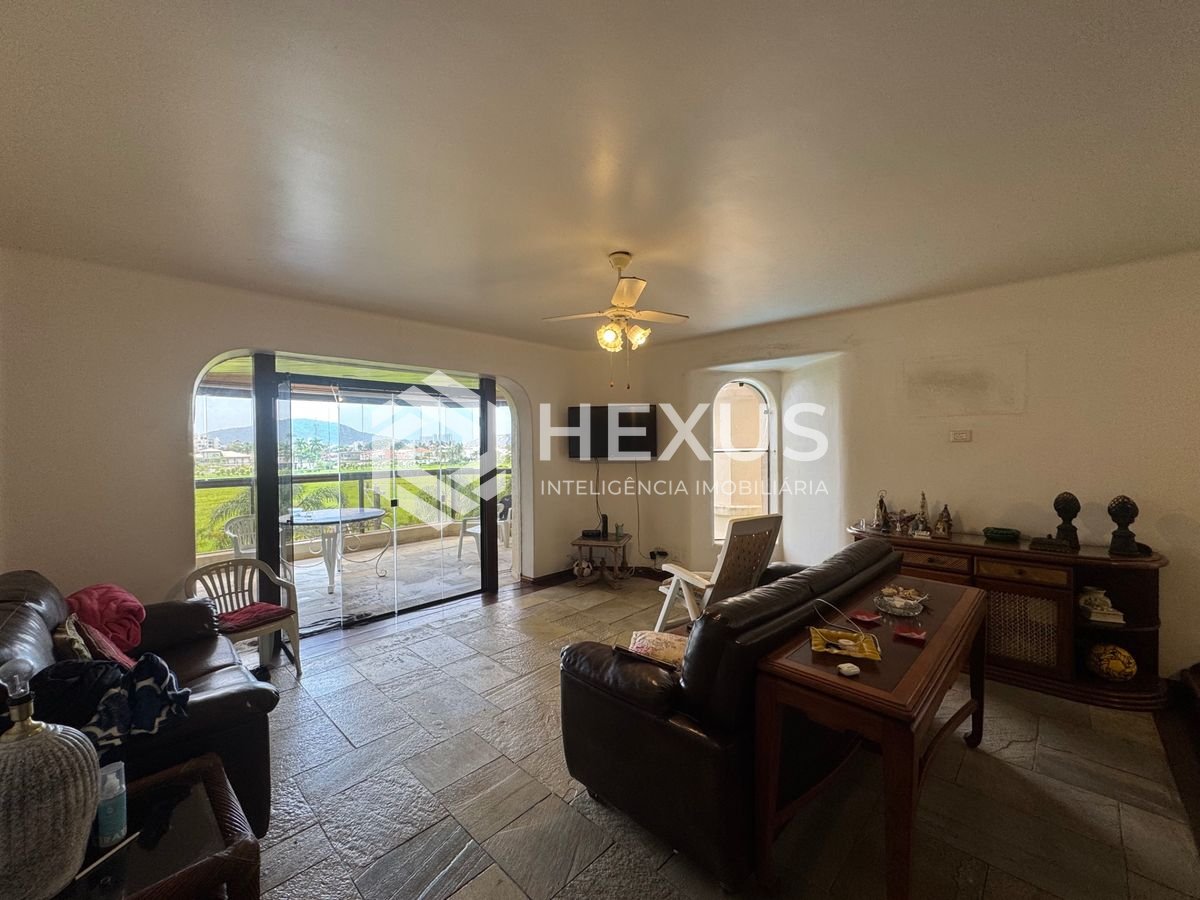 Foto 4 de Apartamento com varanda vista mar e lazer a 100m da praia na Enseada, Guarujá