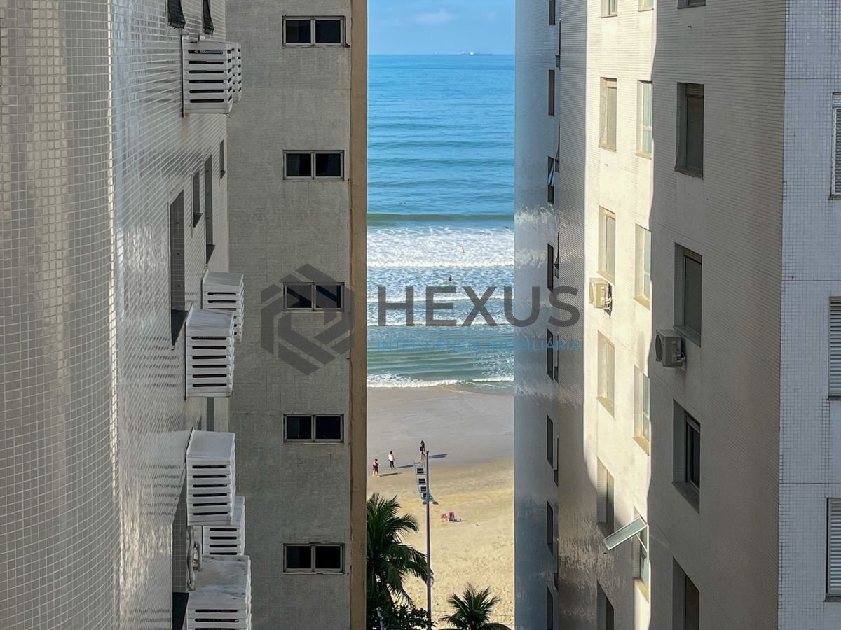 Foto 27 de Apartamento com varanda e lazer nas Pitangueiras, Guarujá