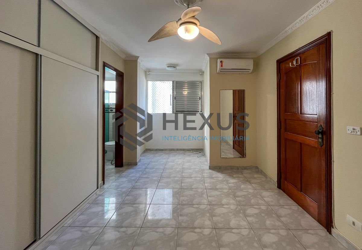 Foto 24 de Apartamento com varanda e lazer nas Pitangueiras, Guarujá