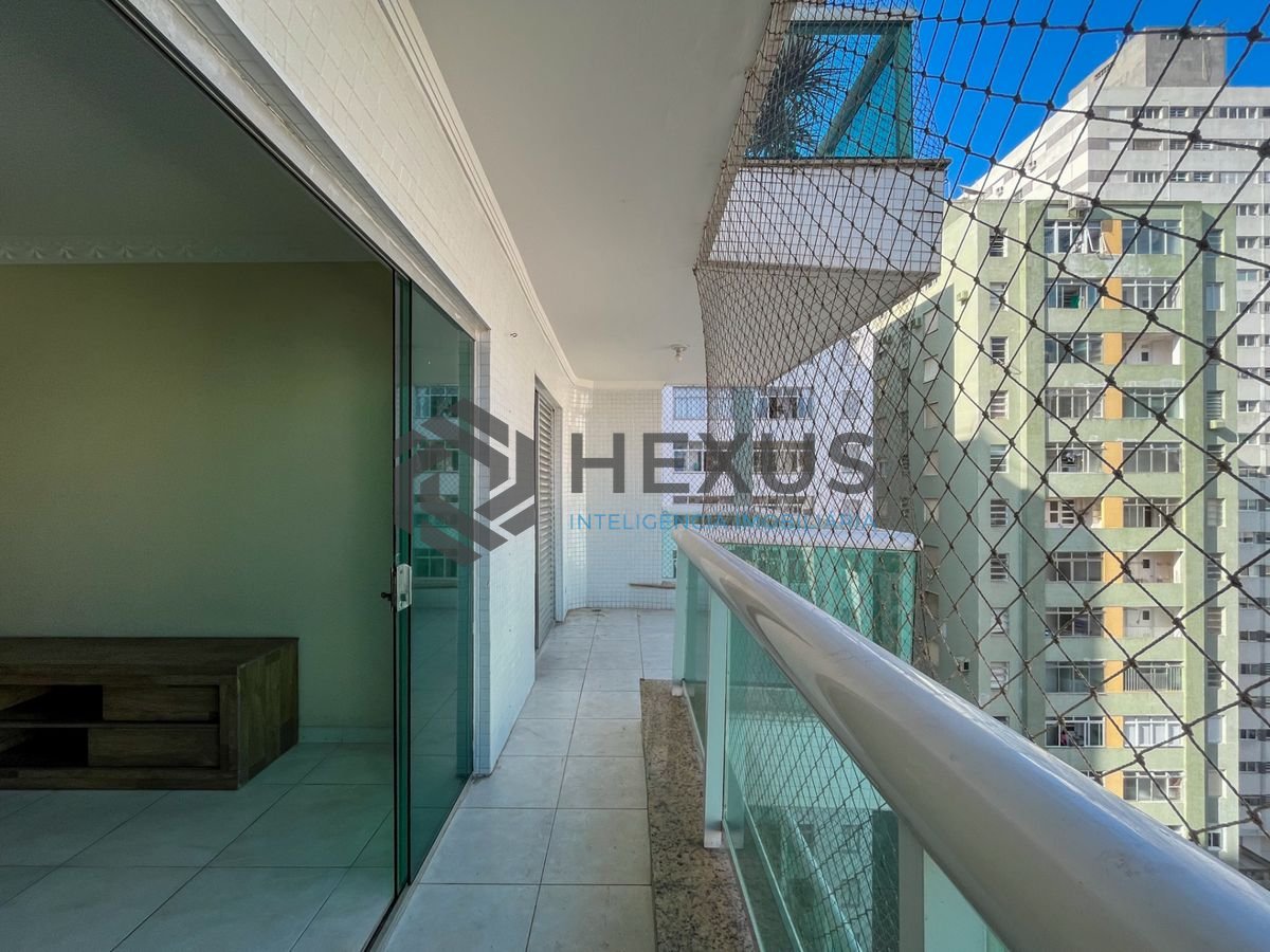 Foto 8 de Apartamento com varanda e lazer nas Pitangueiras, Guarujá