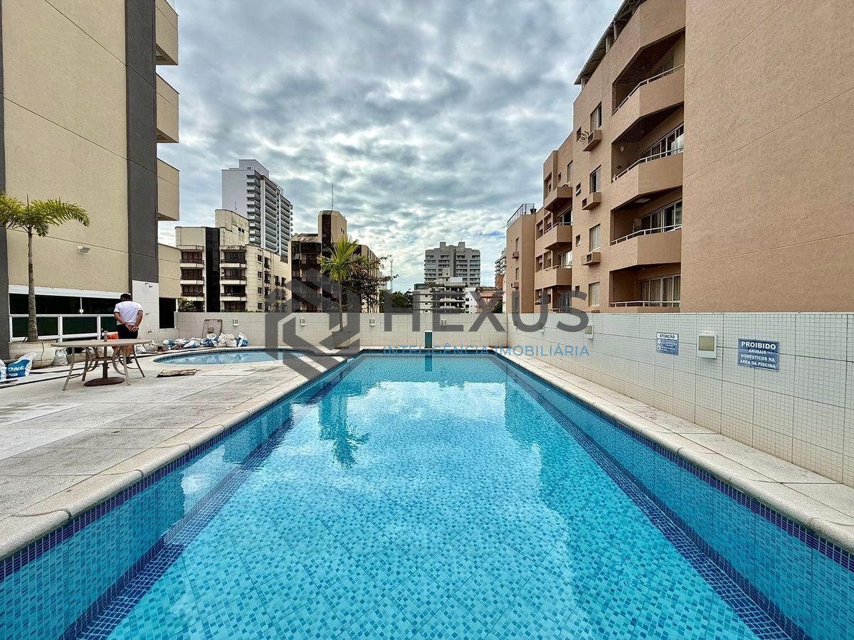 Foto 31 de Apartamento reformado com varanda e lazer a 400m da praia na região da Brunela na Enseada, Guarujá