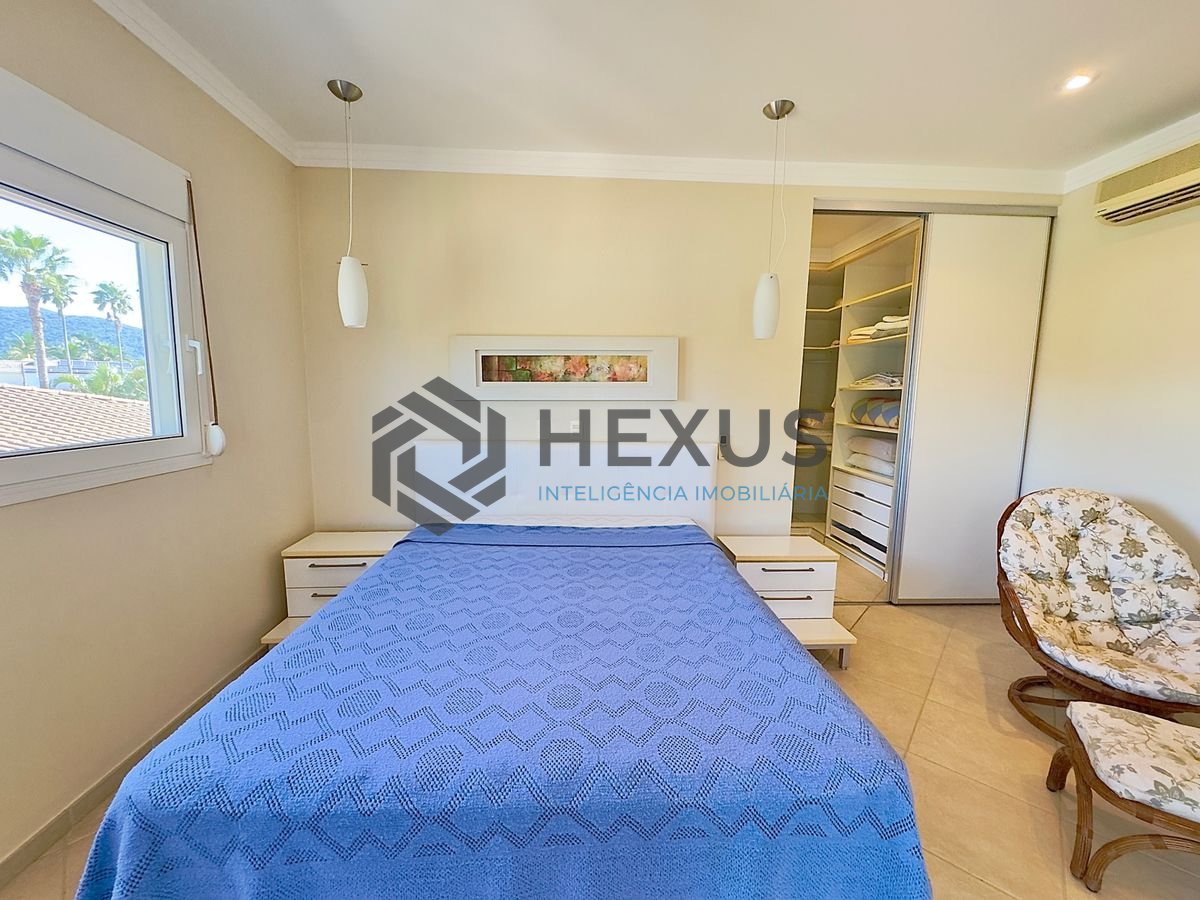 Foto 42 de Casa reformada com piscina e área gourmet no Jardim Acapulco, Guarujá