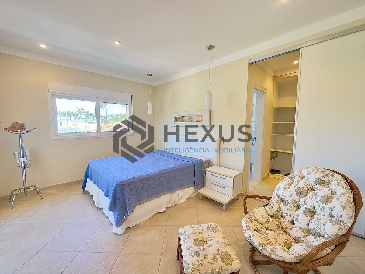 Foto 38 de Casa reformada com piscina e área gourmet no Jardim Acapulco, Guarujá