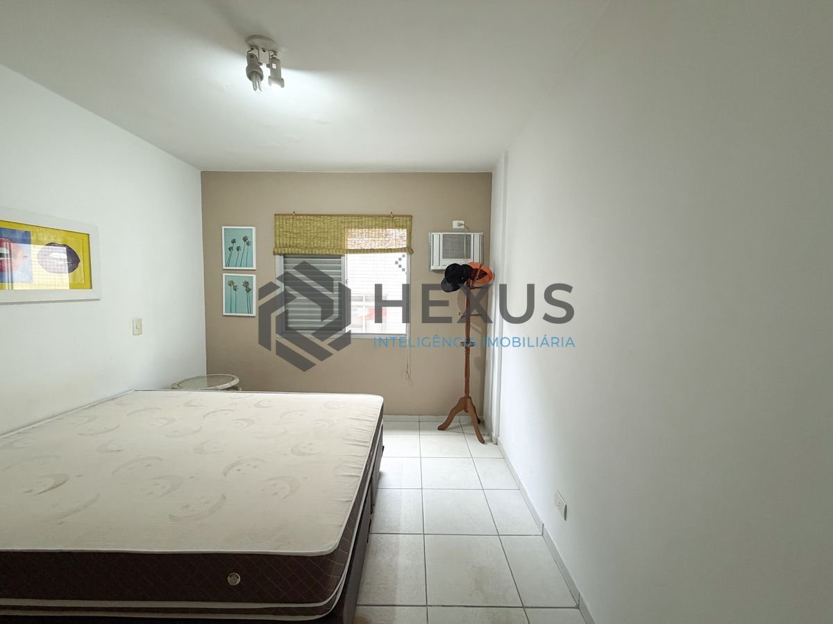 Foto 7 de Apartamento a 500m da praia na região do Jardim São Miguel na Enseada, Guarujá