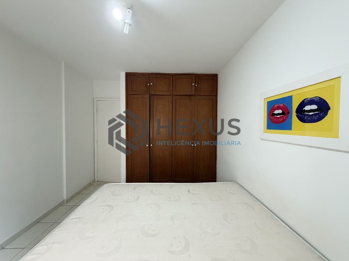 Foto 8 de Apartamento a 500m da praia na região do Jardim São Miguel na Enseada, Guarujá