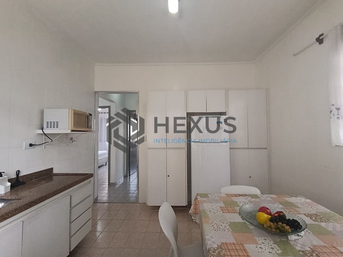 Foto 15 de Apartamento a 250m da praia na região da Brunella na Enseada, Guarujá