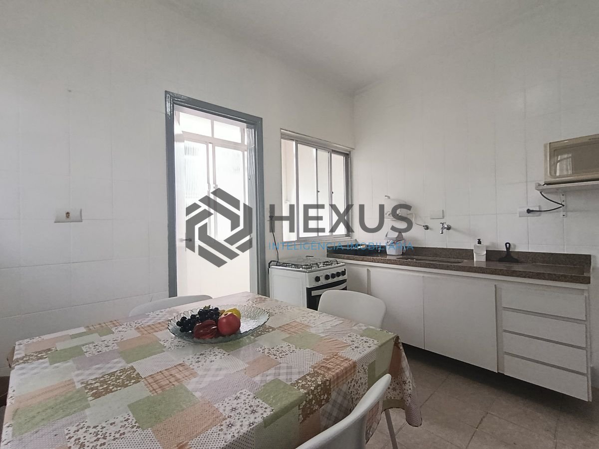 Foto 13 de Apartamento a 250m da praia na região da Brunella na Enseada, Guarujá