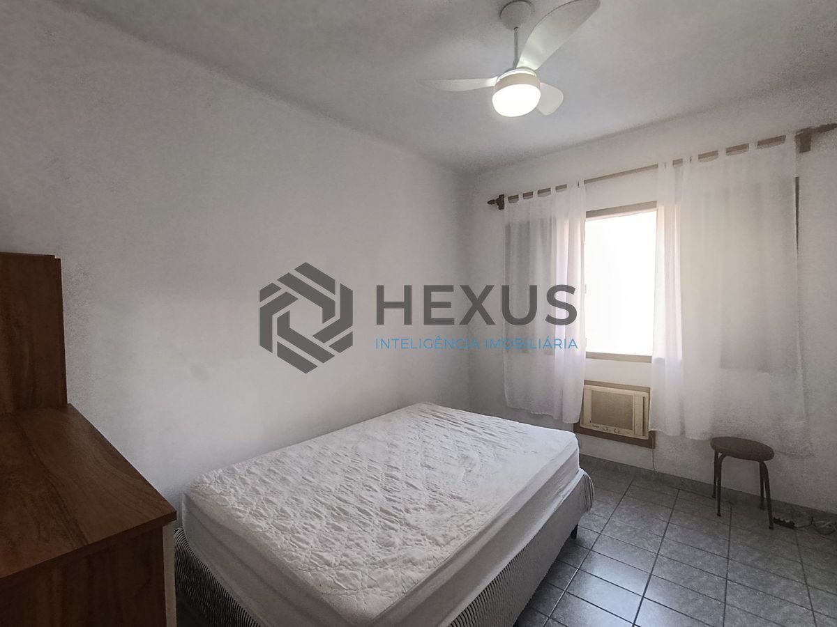 Foto 5 de Apartamento a 250m da praia na região da Brunella na Enseada, Guarujá