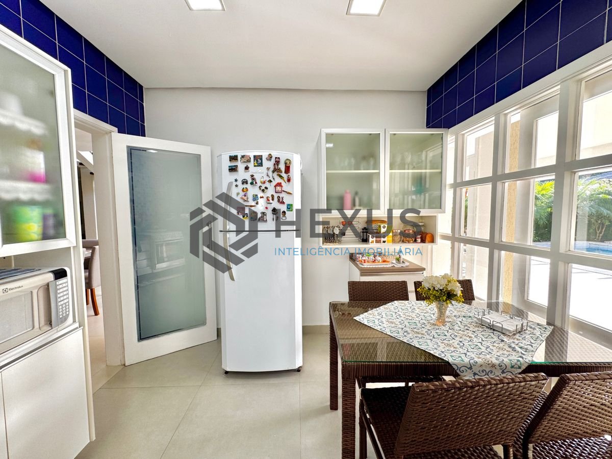 Foto 26 de Casa reformada com piscina e área gourmet no Jardim Acapulco, Guarujá